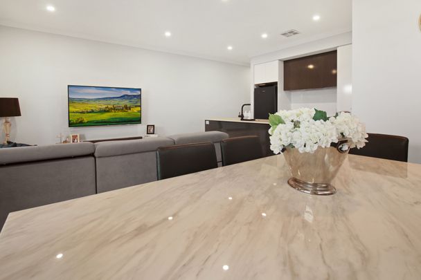 Spacious Three Bedroom Designer Home with Hills Views - Photo 1