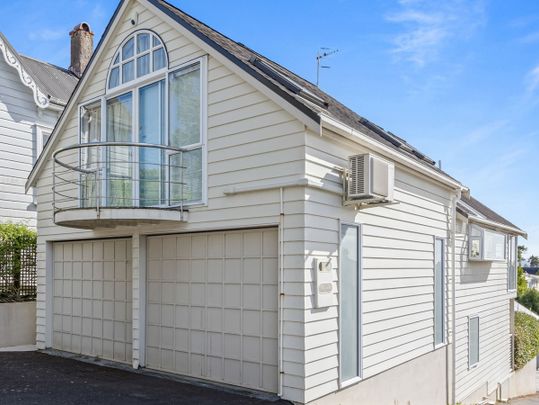 Premium 3-Bedroom Home in Prime Parnell Location - Fully Furnished or Unfurnished - Photo 1