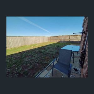 Family home in Waterford Rise Estate - Photo 3