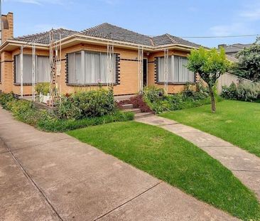 69 Victory Road, AIRPORT WEST - Photo 6