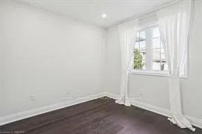 Condo Townhouse For Lease | W9248363 - Photo 2