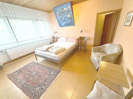 Helle Wohnung mit 2 Balkonen & Einbauküche – wahlweise möbliert! - Foto 4