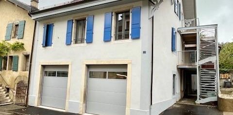 Très bel appartement en attique de 3 pièces - Photo 2