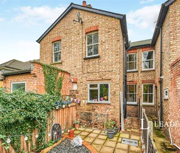 3 bedroom house to rent Southmill Road, Bishop's Stortford, Hertfor... - Photo 3