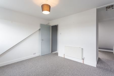 2 bedroom flat to rent, Available unfurnished from 14/04/2025 - Photo 3