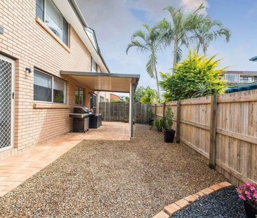 Boutique Townhouse Complex in Convenient Location - Photo 3