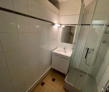Location Appartement 1 pièce 27m² AUBENAS 07200 - Photo 3