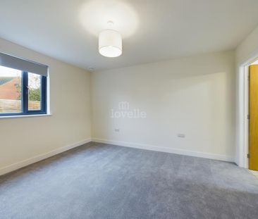 3 bedroom detached house to rent - Photo 3