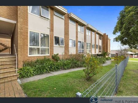 11 / 9-11 Weller Street, Dandenong - Photo 3