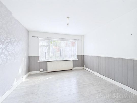 3 bedroom end of terrace house to rent - Photo 1