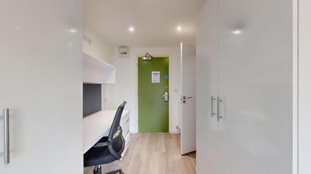 Studio to rent - Photo 5