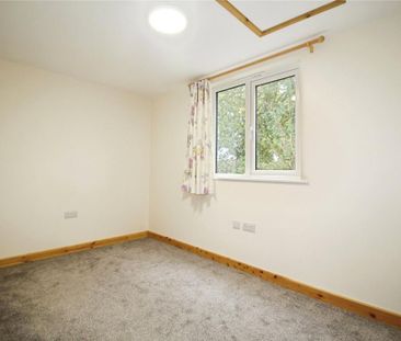 3 bedroom bungalow to rent - Photo 3