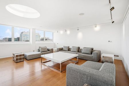 5 bedroom flat to rent - Photo 3