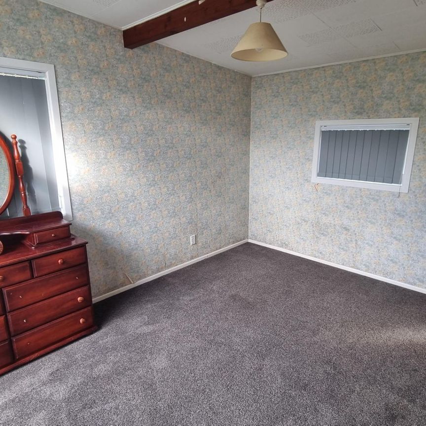 108 Middleton Road, Churton Park - Photo 1