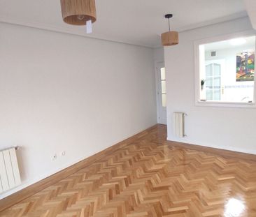 Piso de alquiler en Adelfas - Photo 6