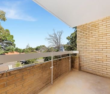 5/108 Burns Bay Road, - Photo 4