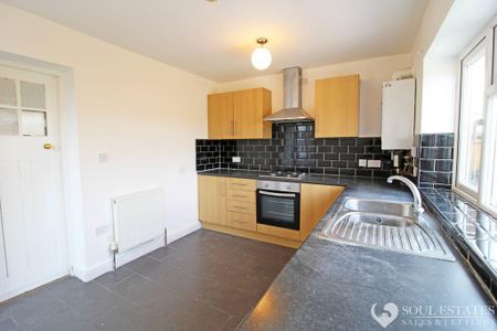 3 bedroom semi-detached house to rent - Photo 4