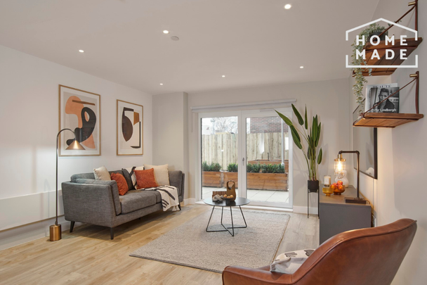 3 bedroom flat to rent - Photo 1