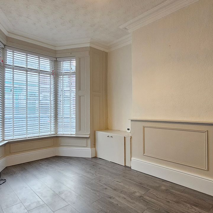 £800 PM · Faraday Street, Liverpool, Merseyside - Photo 1