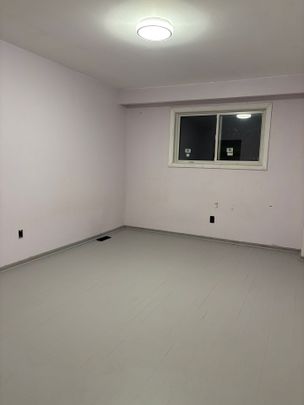 For Lease - 299 Goldenwood Road Unit# Lower Unit, Toronto, Ontario - Photo 1