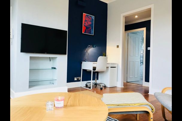 1 Bed Flat, Wells Way, SE5 - Photo 1