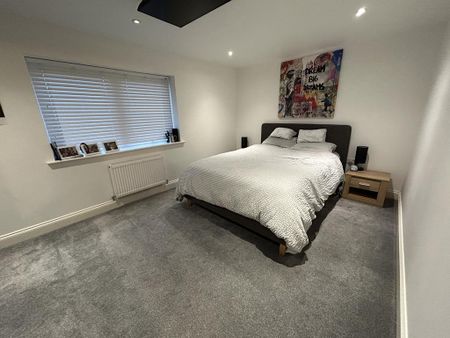 2 bedroom semi-detached house to rent - Photo 3