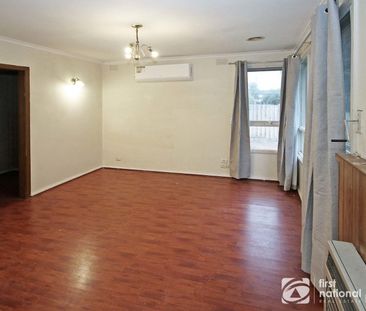 Prime location on a spacious block - Photo 2