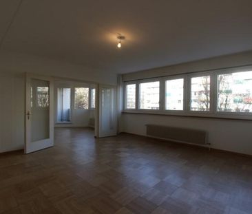 Charmant appartement traversant de 5.5 pièces au 3ème étage - Photo 2