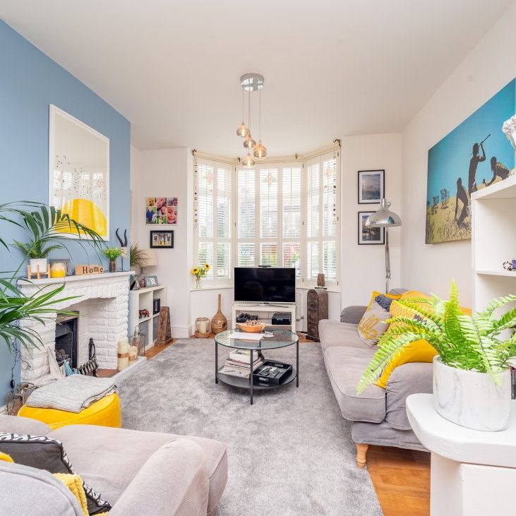 2 bedroom terraced house - Photo 1