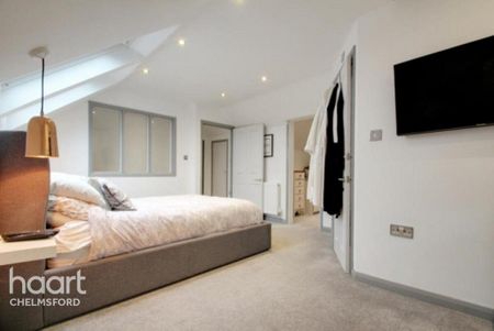 3 bedroom apartment to rent - Photo 4