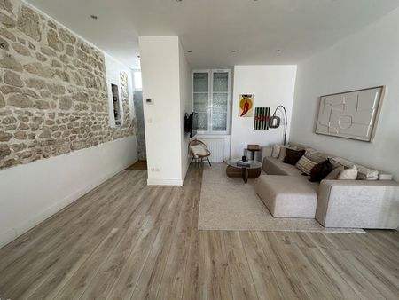 Location Maison 3 pièces 78m² LA ROCHELLE 17000 - Photo 2