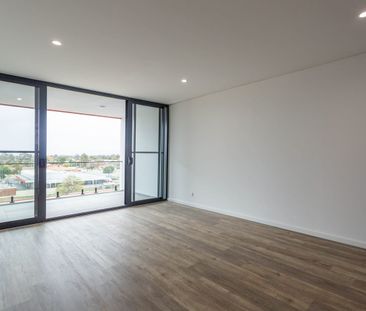 One Bedroom Executive Apartment - Photo 2
