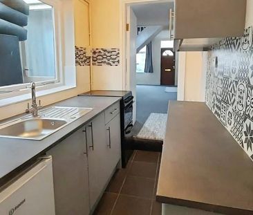 2 bedroom terraced house to rent - Photo 6