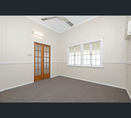 3/30 Derby Street, Pimlico, Qld 4812 - Photo 3