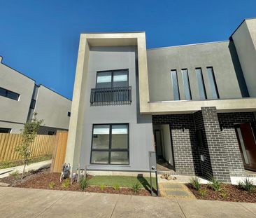 Sunny 4b3b Brand new house with double garage Available Now! Book f... - Photo 4