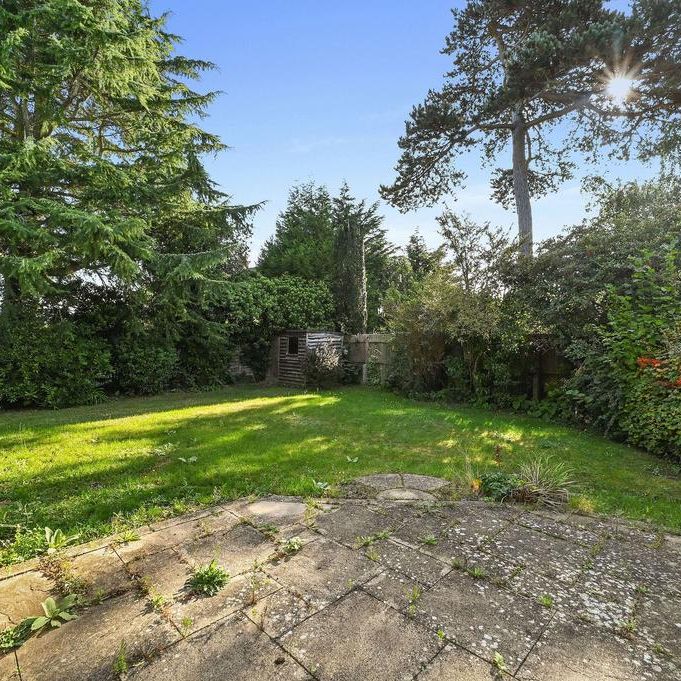 5 bedroom detached house to rent - Photo 1