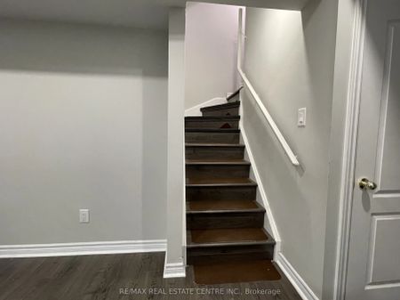 7372 Saint Barbara Boulevard #BASEMENT - Photo 2