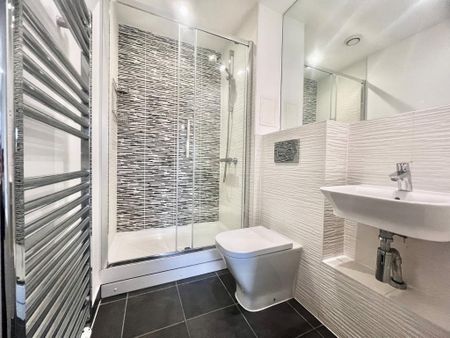 2 bedroom flat to rent - Photo 5