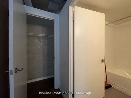 38 Joe Shuster Way #327 - Photo 3