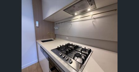 2B2B1C Unfurnished Skyone Apartment More options coming.... - Photo 2