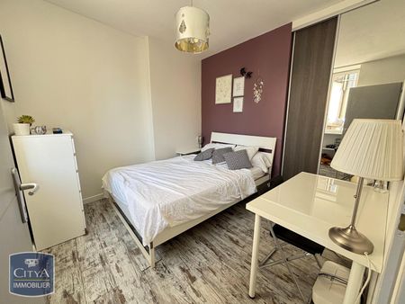 Location Appartement 2 pièces 47m² ST ETIENNE 42000 - Photo 3