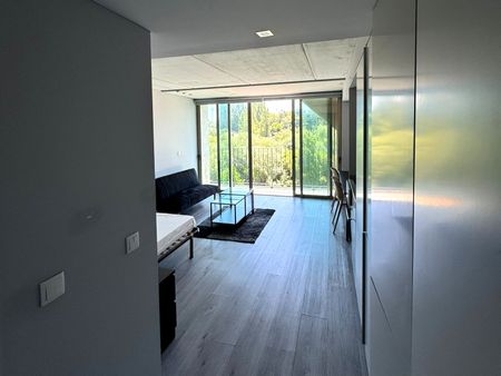 Furnished 0 bedroom flat in the centre of Aveiro! - Photo 2