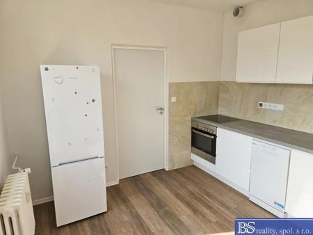 Pronájem bytu 1+1 35 m2 - Фото 3