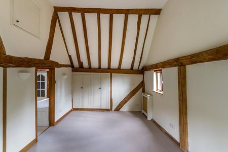 4 bedroom detached house to rent - Photo 5