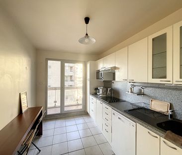 Location Appartement 2 pièces 59m² - Photo 6