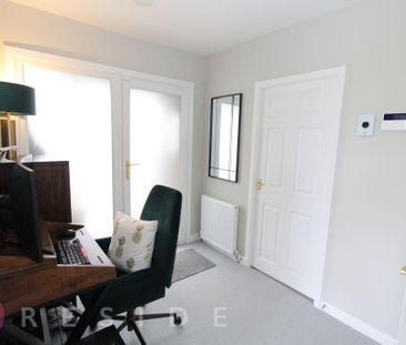 2 bedroom detached bungalow to rent - Photo 3