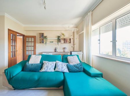 Rua Palmira Bastos, Odivelas, Lisbon 2675-628 - Photo 3