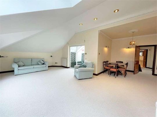 Cranley, Wellington Square, Cheltenham, GL50 - Photo 1