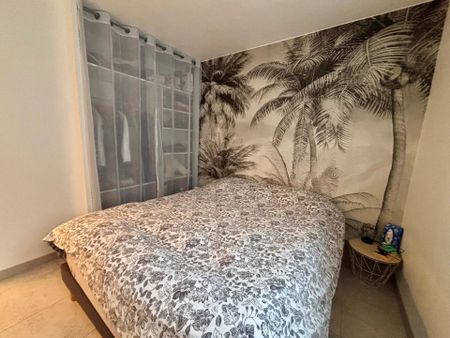 Location Appartement 2 pièces 45m² NICE 06200 - Photo 4