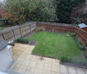 2 bedroom end of terrace house to rent - Photo 5